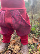 Lade das Bild in den Galerie-Viewer, WOLLWALK-HOSE ROT FISCHGRÄTSTOFF
