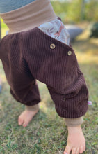 Lade das Bild in den Galerie-Viewer, CORDNICKY-HOSE BRAUN FUCHS