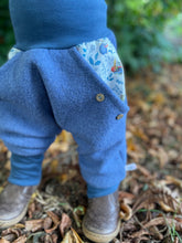 Lade das Bild in den Galerie-Viewer, WOLLWALK-HOSE JEANSBLAU MÄUSE