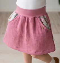 Lade das Bild in den Galerie-Viewer, Musselin Rock Altrosa Hase und Eichhörnchen mit oder ohne Haarband
