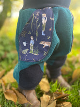 Lade das Bild in den Galerie-Viewer, WOLLWALK-HOSE Petrol/Dunkelblau kleiner Endecker Taschen Kniepatches
