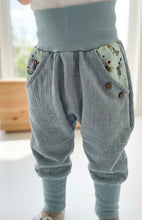 Lade das Bild in den Galerie-Viewer, Musselin-Hose Mint Feen Sommer Taschen
