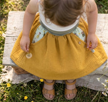 Lade das Bild in den Galerie-Viewer, Musselin Rock Senfgelb Feen Wesen mit oder ohne Haarband
