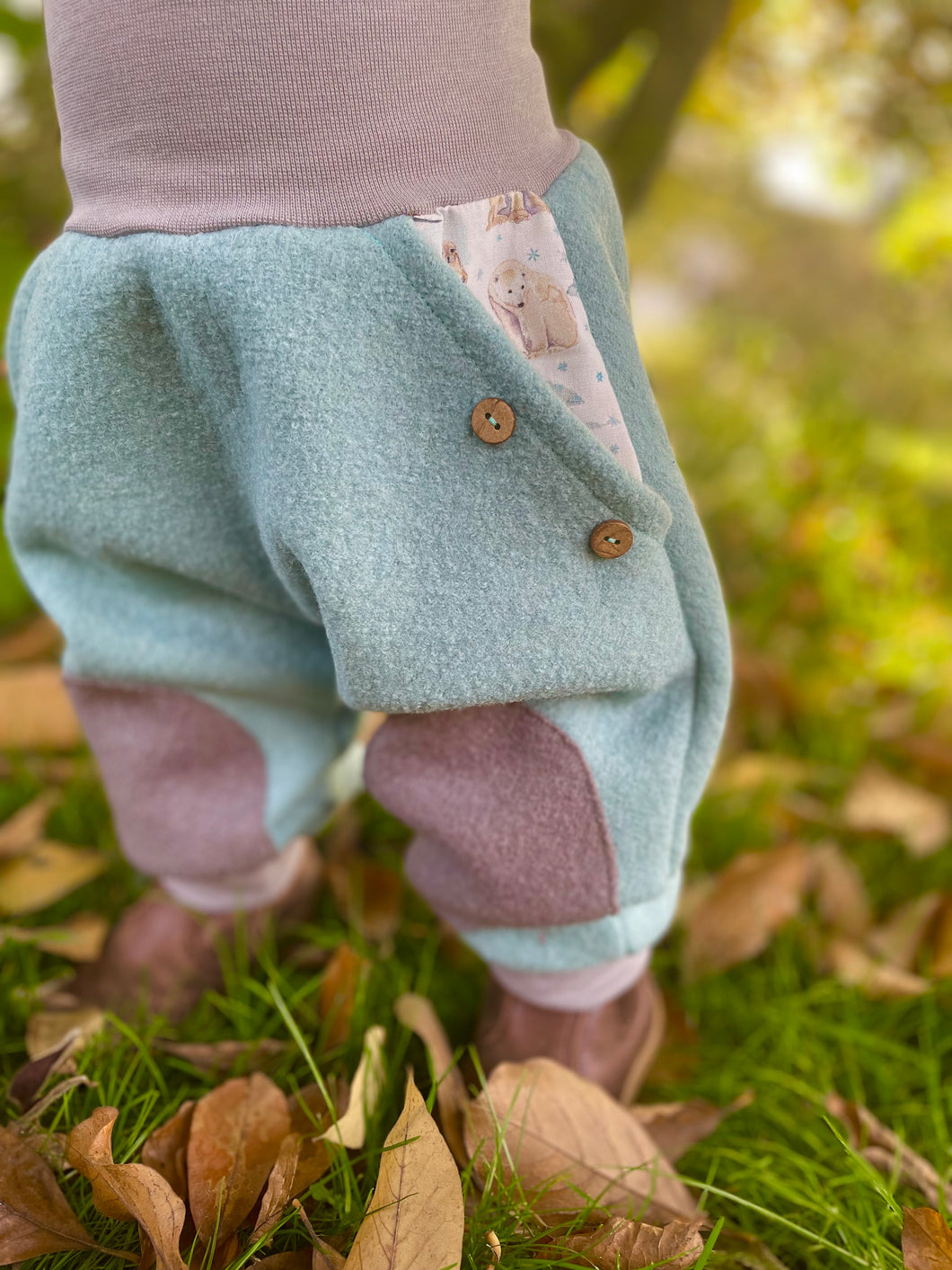 WOLLWALK-HOSE Mint/Grau Eisbär Pinguin Robbe Taschen Kniepatches