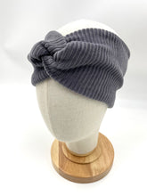 Lade das Bild in den Galerie-Viewer, Bio Cord Rock Damen Grau Fächermuster Taschen mit oder ohne Haarband
