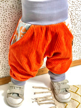 Lade das Bild in den Galerie-Viewer, CORDNICKY-HOSE ROST FUCHS
