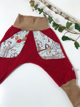 Lade das Bild in den Galerie-Viewer, CORDNICKY-HOSE ROT KIRMES
