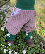 Lade das Bild in den Galerie-Viewer, CORDNICKY-HOSE ALTROSA MEERJUNGFRAU
